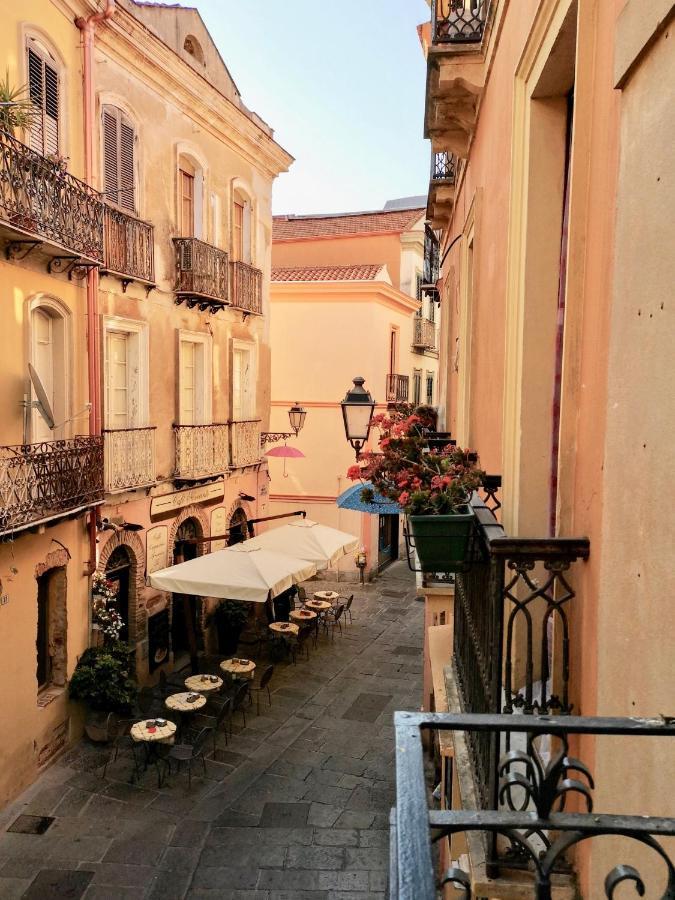 Apartament Nel Cuore Del Centro Storico Con Comfort E Stile Iglesias Zewnętrze zdjęcie